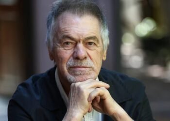 Miguel Ángel Solá: between his return to the theater, the rehabilitation of the stroke he suffered and a new love
