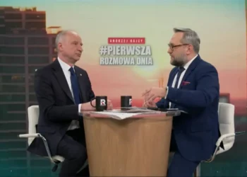 Macron visit in Gdańsk sparks political dispute over missing presidential meeting