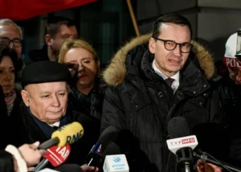 What was decided after the Kaczyński–Morawiecki talks? “Society deserves an apology”