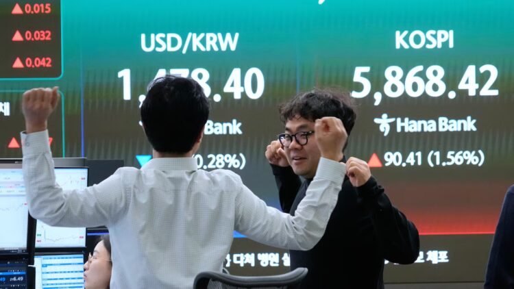 World stock markets and oil rise again awaiting talks between the US and Iran