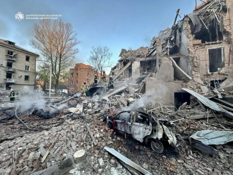 (PHOTO) Russia attacked the Dnieper, Odessa region and ports on the Danube. In Romania, drone debris damaged a farm