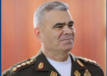 Restructuring in Venezuela: Padrino López goes from Defense to Agriculture