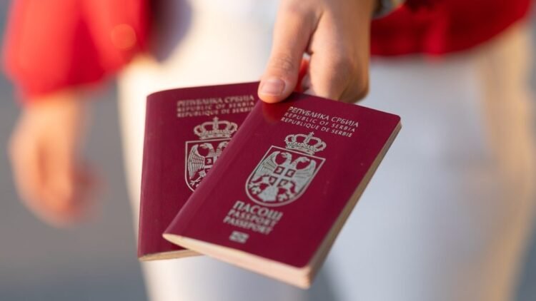 Passports in Serbia will be “burgundy red”: What color is it and why is it called that?