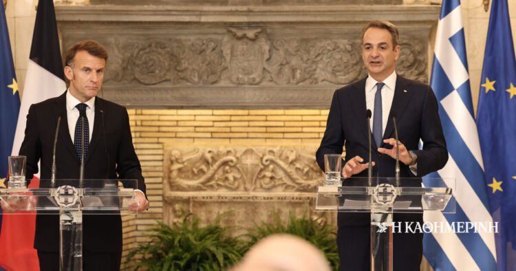Macron and Mitsotakis request an extension to the repayment of the Recovery Fund and new Eurobonds