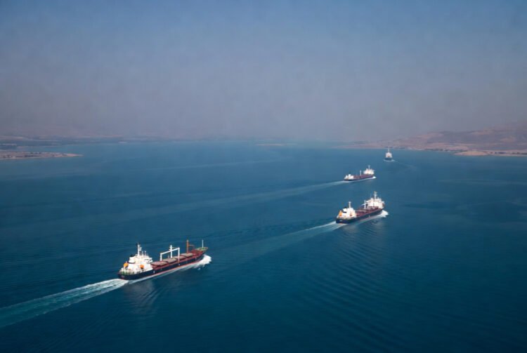 IRGC lays new mines in Strait of Hormuz