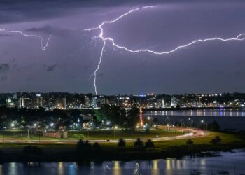 Meteorologists announced rains, storms and fluctuating temperatures since Wednesday: what will the weekend be like?