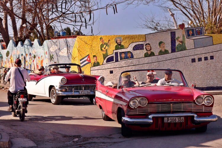 From immobility to reconstruction: Cuba needs an agreed opening