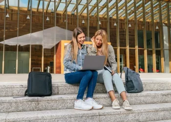 Victoria High School in Prague Focuses on IB Education and English-Language Learning