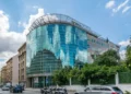 From Banking to Classrooms: How Dana Robertson Built Victoria School Prague