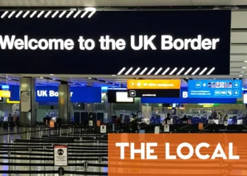 How to get a British passport for a child born in France