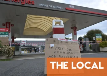 Fuel stations closed in France as workers go on strike