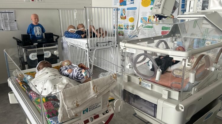 Healthcare simulation: How future doctors, nurses, and midwives train at SimUL