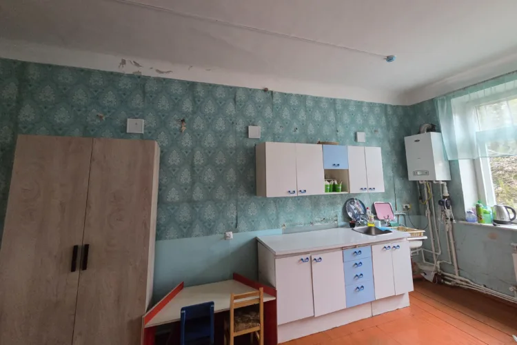 In the kitchen of Gyumri “Ardzagank” manger-kindergarten, sanitary and hygienic norms were not observed.