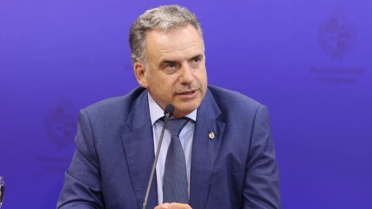 Very on the edge of what the Constitution allows you: Orsi explained his decision not to attend the summit of progressive leaders in Spain