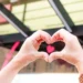 Zamilovaná zastávka: Prague Public Transport Company Invites Visitors to a Day of Love in Anděl Ahead of 1 May