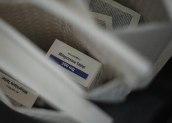 Supreme Court Temporarily Restores Access to Abortion Pill by Mail