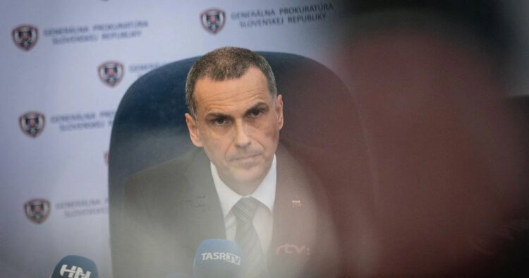Prosecutor General Maroš Žilinka had to be hospitalized with a suspected heart attack.