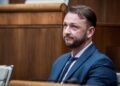 Šutaj Eštok fears that the public will not lose confidence in a just state. However, he sees only one lawyer