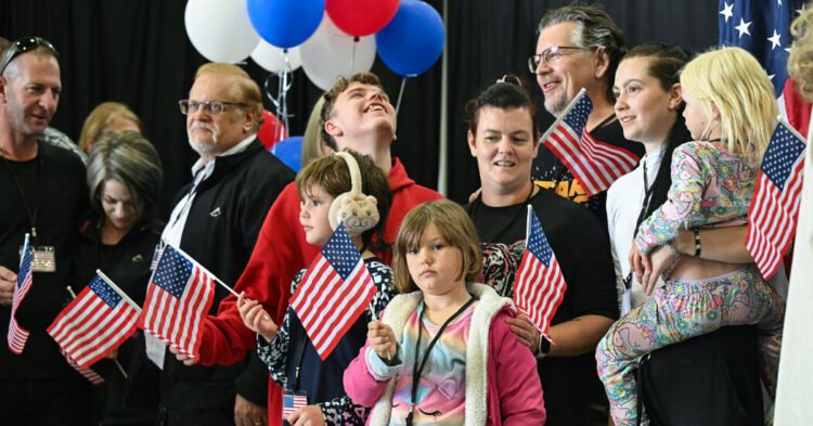 Trump Administration Weighs Citing ‘Emergency’ to Admit More White South Africans as Refugees