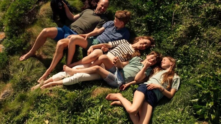 Kate and William celebrate 15th wedding anniversary with new family photo from Cornwall