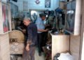 Al-Sabah News newspaper – The mill is turning again.. The craft of knife sharpening is reviving as Eid Al-Adha approaches