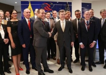 John Barrett, Washington’s eye in Caracas: Is he coming to normalize or supervise the three-phase plan?