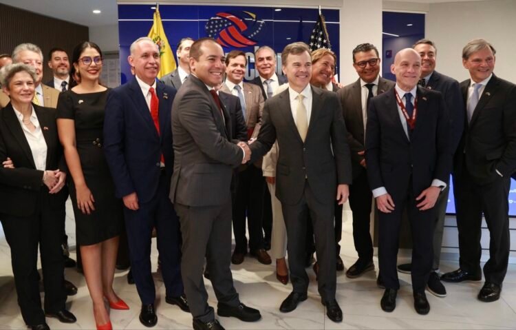 John Barrett, Washington’s eye in Caracas: Is he coming to normalize or supervise the three-phase plan?