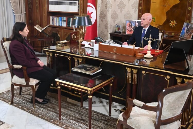 Al-Sabah News newspaper – The President of the Republic: Whoever does not feel the extent of the trust and the responsibility he bears will not be one of us