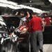 Nissan to lay off 10% of European workforce — Financial Times – Business & Economy