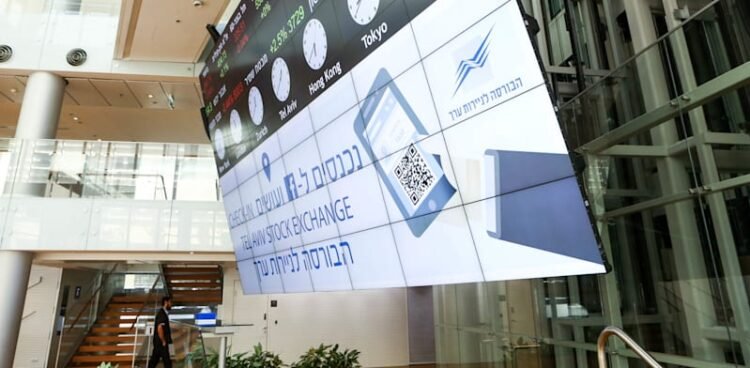 Increases in Tel Aviv; the dollar weakens to NIS 2.899, the bank index rises by 1.5%