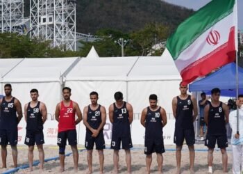 Iran’s open beach handball players recognized their rivals