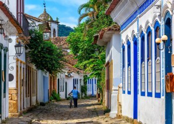 The surprising tropical, liquid and cultured Brazilian city that lives next to the sea