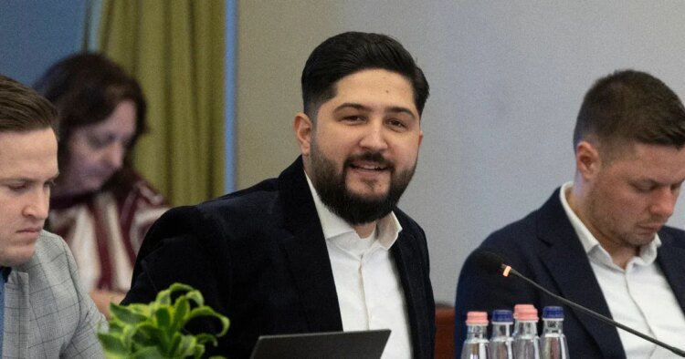Telex: According to his Fidesz party partner, Béla Radics is harming the renewal of Fidesz