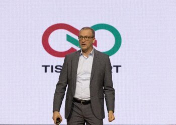 Character: The Hungarian Theater Company reacted to Zoltán Tarr’s candidacy for minister