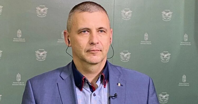 Telex: According to Ruszin-Szendi, the handover has also started in the Ministry of National Defense, Szalay-Bobrovniczky did not look for it