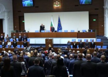 The declarations of the parliamentary groups: What are the requests?