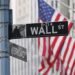 Mixed Lockdown on Wall Street; Trump threatens tariffs on the European Union