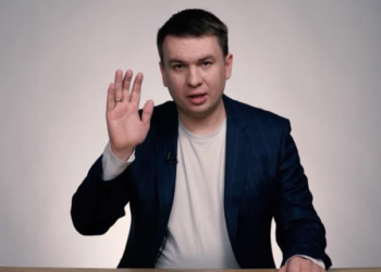 Putin will be overthrown in a coup within a year, claims Adv. Ilya Re…