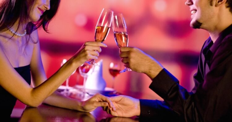 Who pays on the first date? The detail that shows you whether or not your relationship has a future