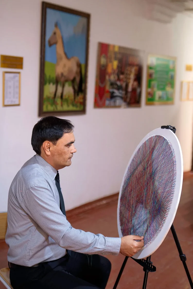 Artist Ahmet Hojayev pioneered the development of string art in Turkmenistan