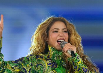 Shakira made history: Two million people attended her concert (VIDEO)