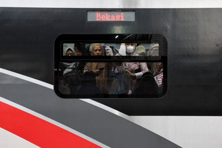 Between safety and fear: Women commuters navigate travel after deadly crash – Jakarta