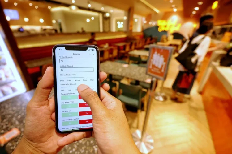 Will rising F&B salaries see workers replaced by machines?