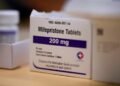 US court temporarily blocks access to abortion pills by mail