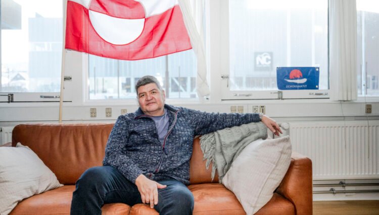 – Hallo – jeg er her stadig