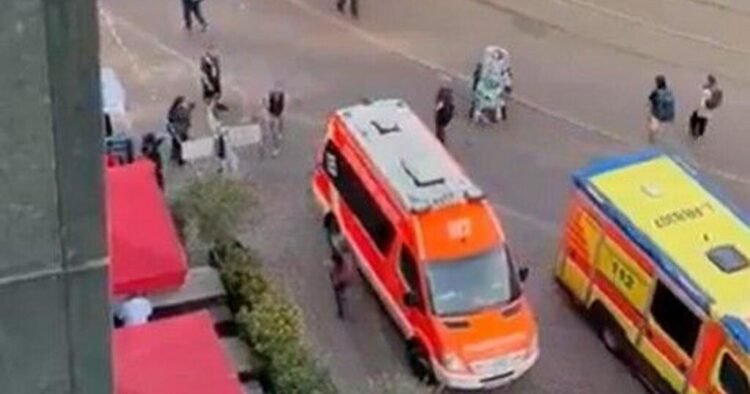 Car drives into a crowd in Leipzig – at least one dead