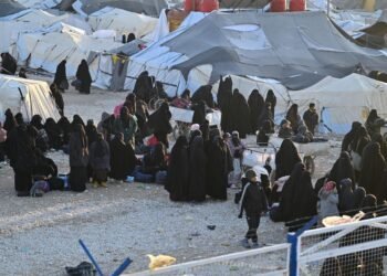 Four ‘ISIS brides’ return to Australia