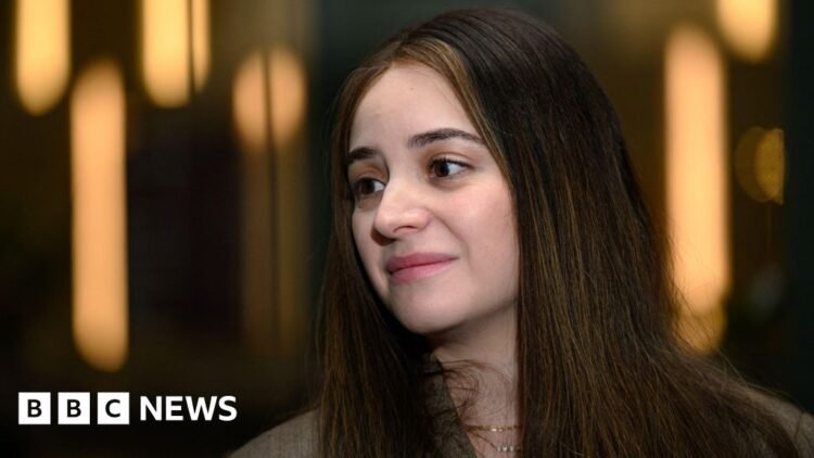 Antisemitism 'allowed to come into the open' says Bondi victim's daughterSheina Gutnick was the first person to give evidence at the royal commission investigating the attack.9 hrs agoAustralia