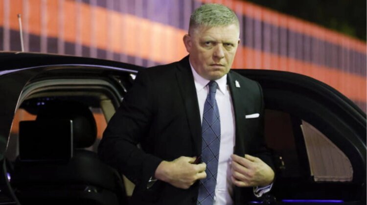 Prime Minister of Slovakia Fico will go to Moscow on May 9, but will not attend the parade