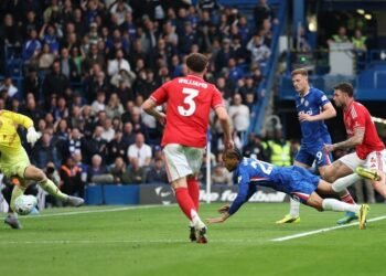 Football: Soccer-Chelsea slump to worst run in 33 years after Forest defeat